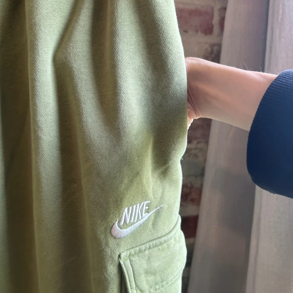 Nike Cargo Sweatpants Mens Olive Green Fleece Tapered Joggers Lounge Large